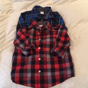 2 Gymboree boy button down shirts.   Worn 1 time.